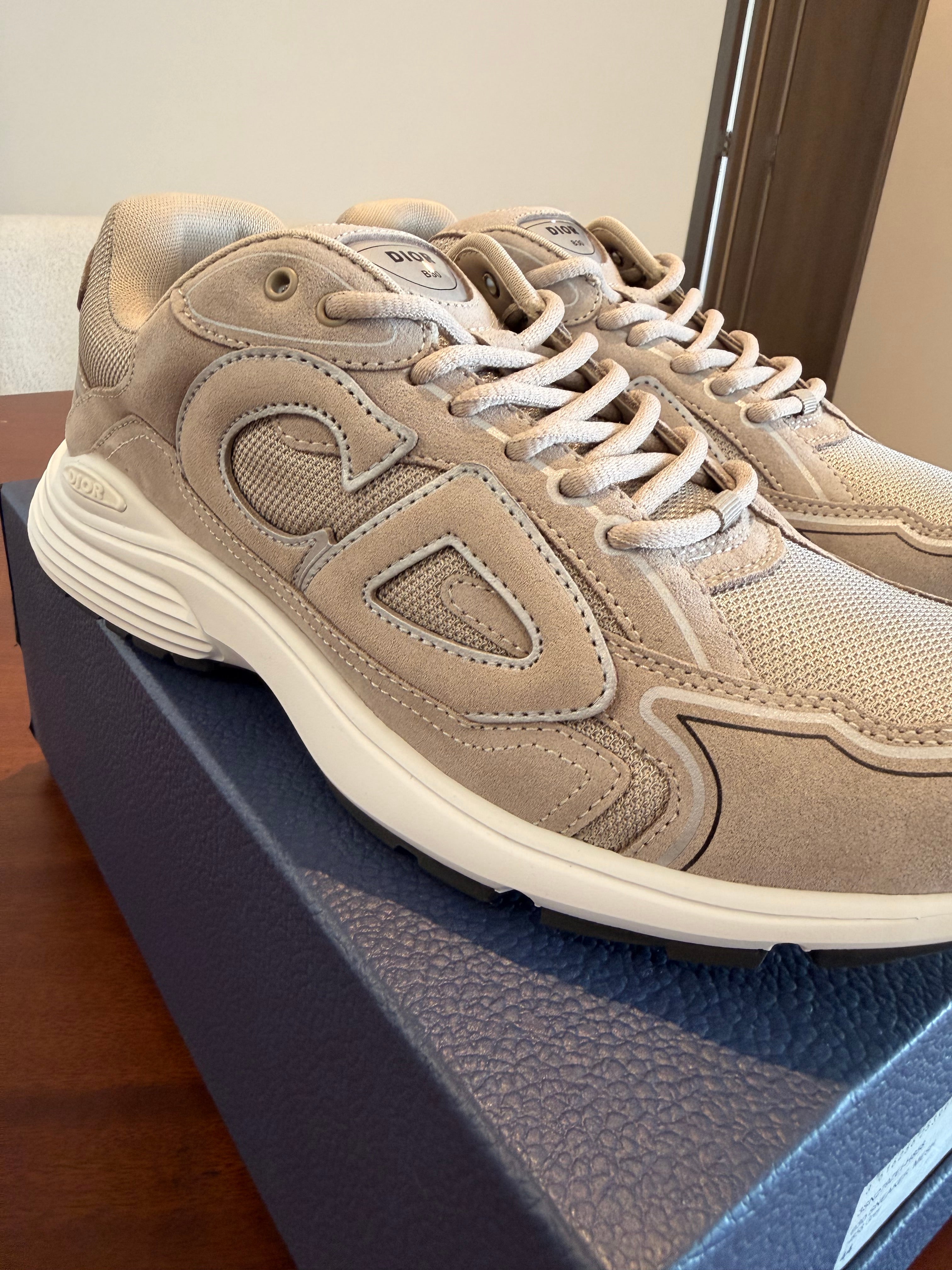 Dior B30