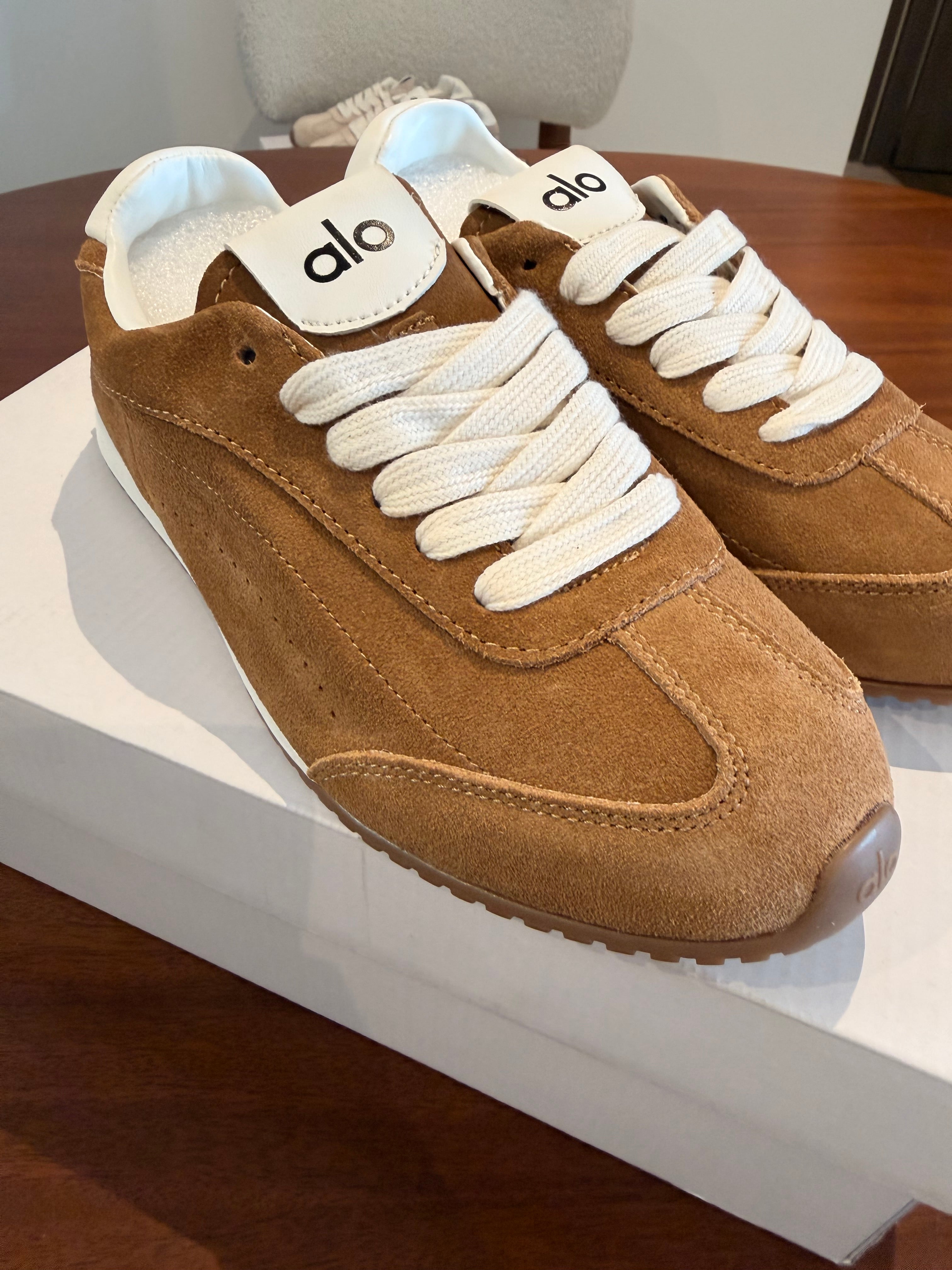 Sneakers Alo Yoga Sunset